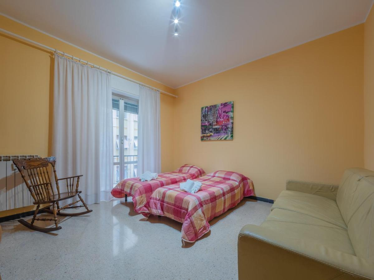 Casa Di Maty - Cozy Apartment With Balcony 斯培西亚 外观 照片
