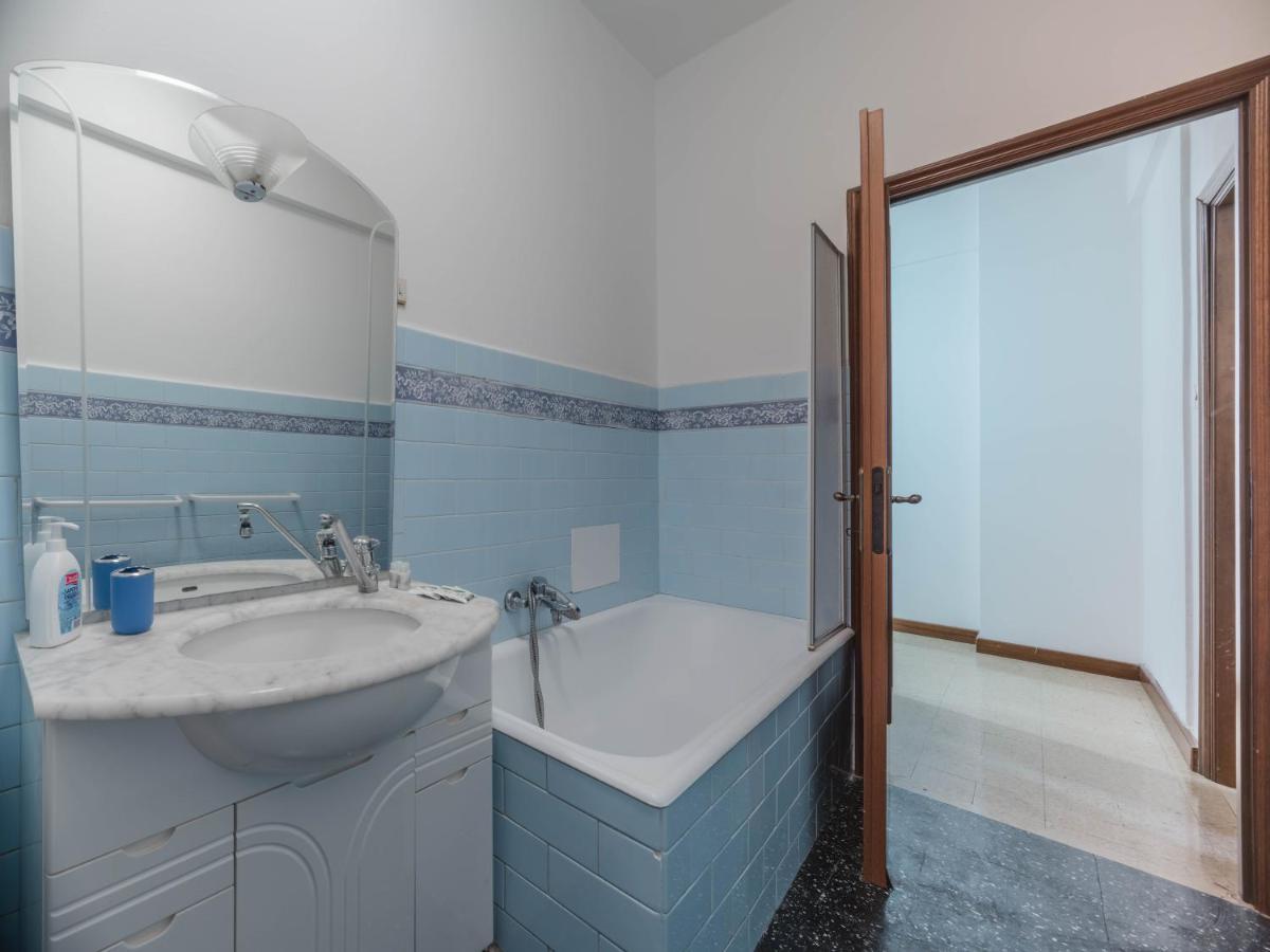 Casa Di Maty - Cozy Apartment With Balcony 斯培西亚 外观 照片