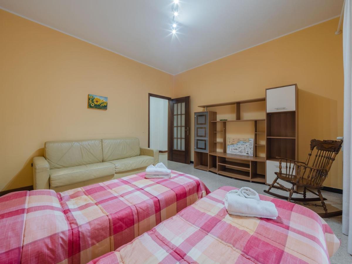 Casa Di Maty - Cozy Apartment With Balcony 斯培西亚 外观 照片